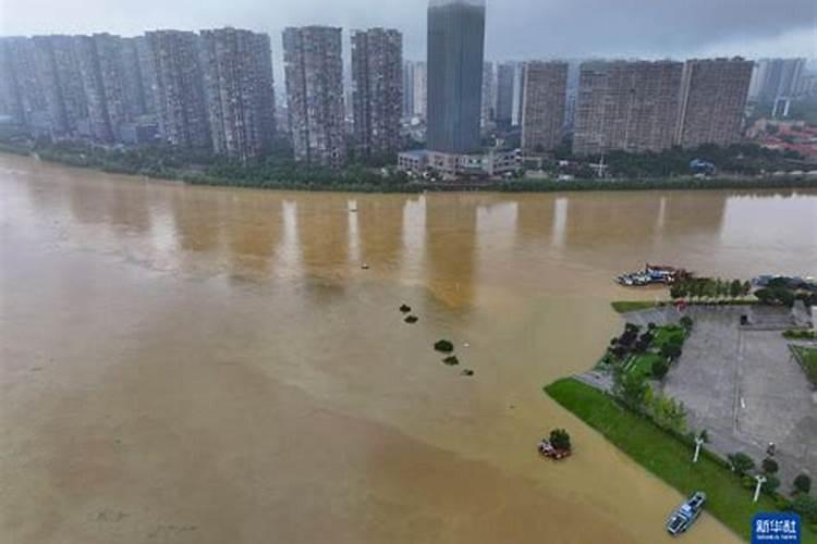 五岳和五大淡水湖的资料