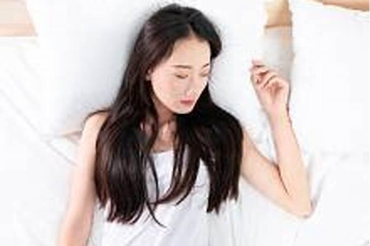 女人梦见好久不见的女性朋友是什么征兆？