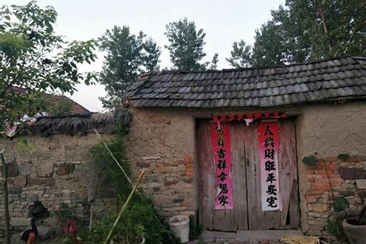 ...压力也很大,睡到1点多的时候,梦到在我老家老房子里到处都很脏,很恶...