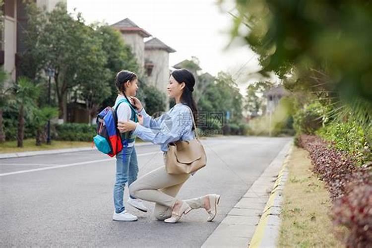 梦见我带孩子上学是怎么回事