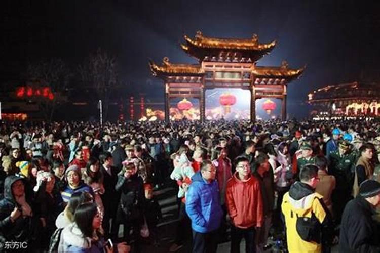 关于元宵节的民间故事有哪些？