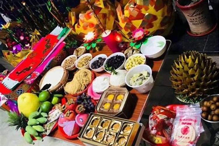 八月十五贡月亮的贡品怎么摆
