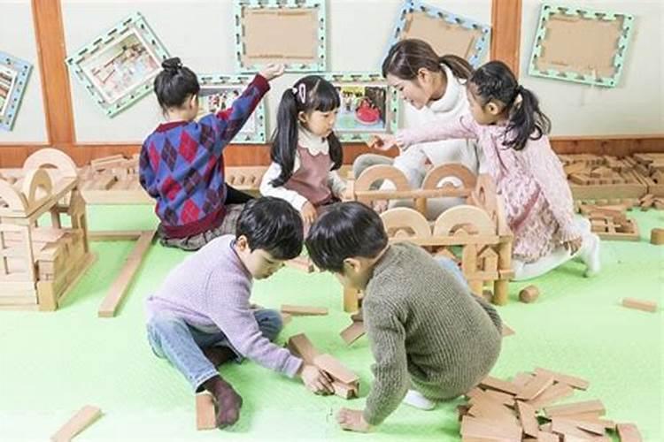 梦见叔叔来我家做客的预兆