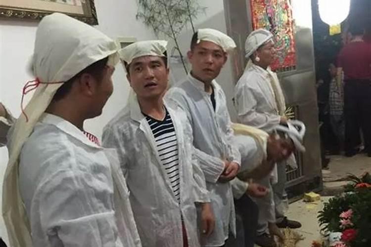 济南市给已故人员烧纸违法吗？