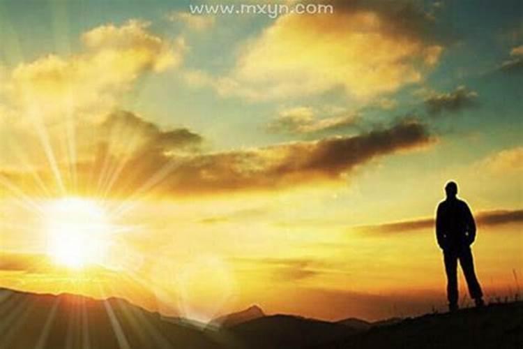 梦见很多太阳是什么意思？