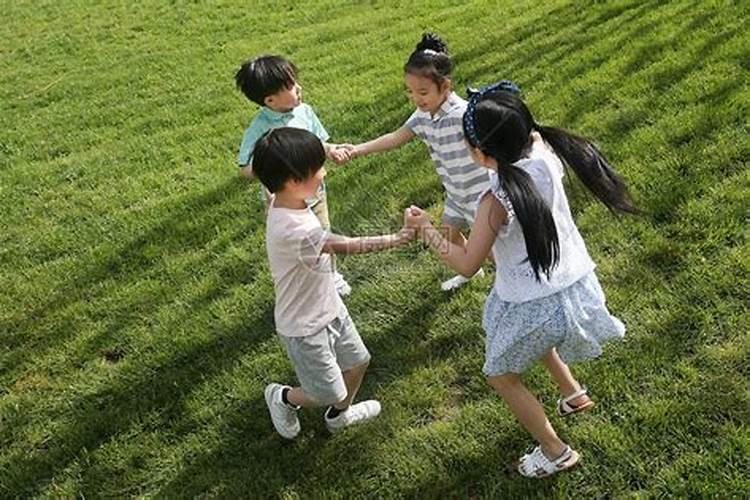 梦见和邻居在一起是什么意思？