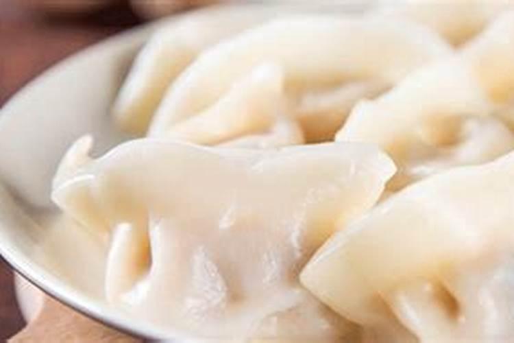 梦见捏饺子的预兆