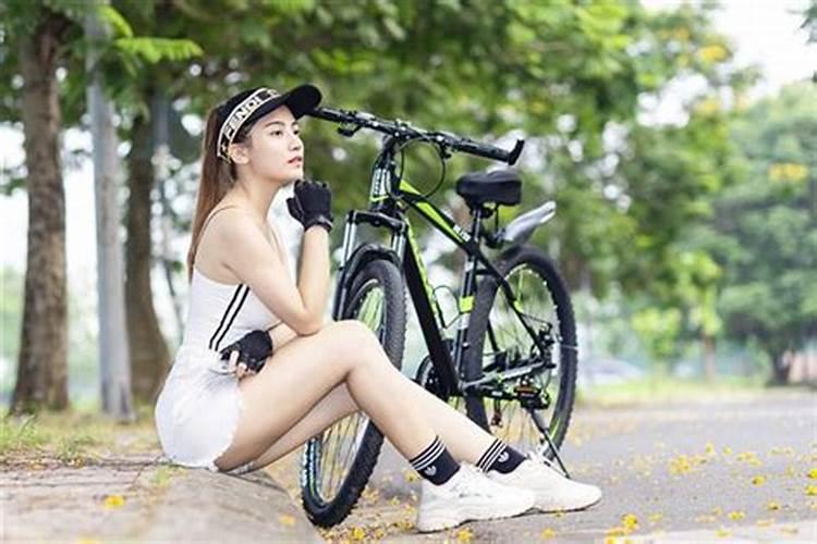 梦见和自己表姐亲密接触