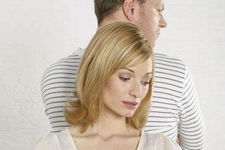 梦见夫妻间闹离婚的预兆