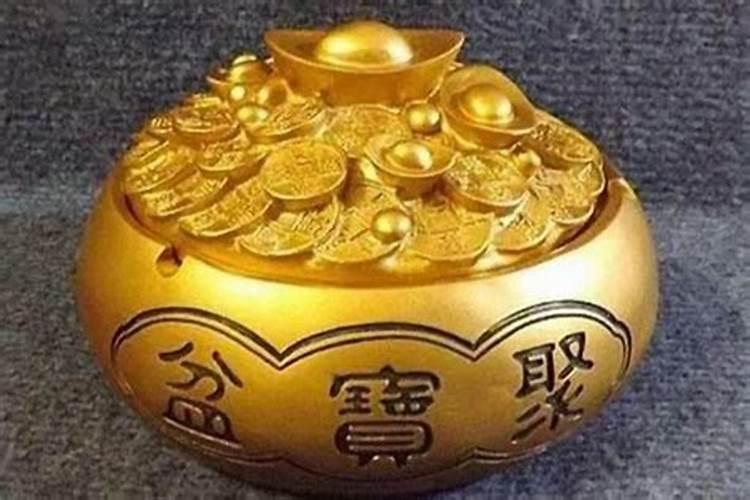 81年属鸡人在2025年的全年运势