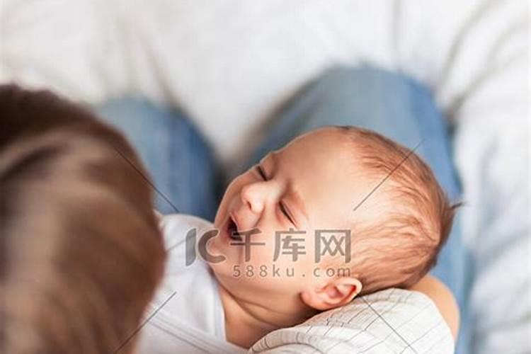 梦见被美女背后抱住的预兆