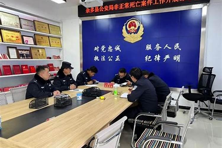 梦见死去的人还活着,自己还与她对话