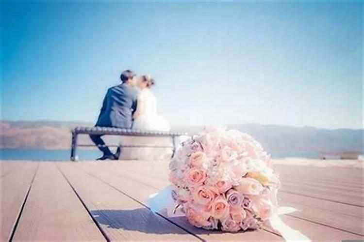 合婚订婚是什么意思 领结婚证是合婚订婚吗