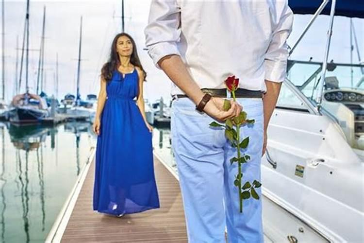 生辰合婚:属虎的女人与属狗男相配吗 两人有姻缘吗