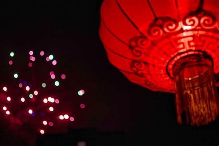 2025年中元节是几月几日