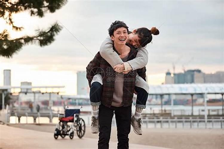 梦见别人生男孩自己生女孩