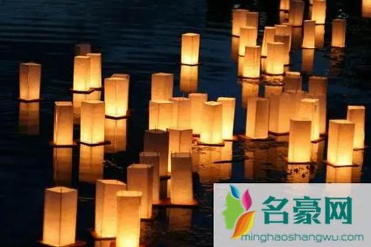 中元节上坟有什么讲究 中元节去上坟讲什么