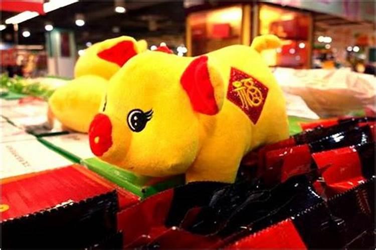 梦到黑狗主动亲近自己是什么兆头