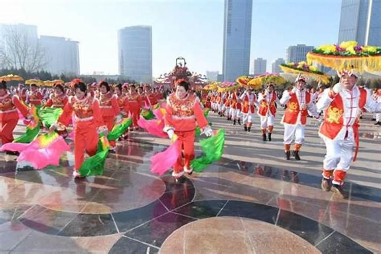 初5迎财神几点放鞭炮