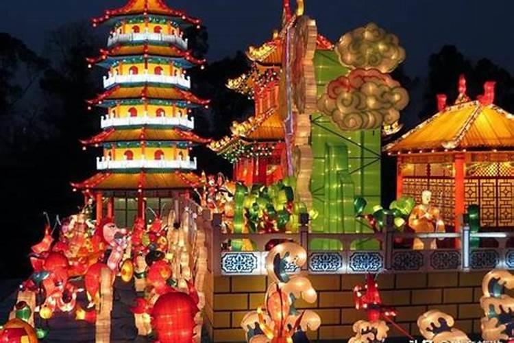 梦见巳故的亲人和我亲切交谈 梦见巳故的亲人和我亲切交谈的含义