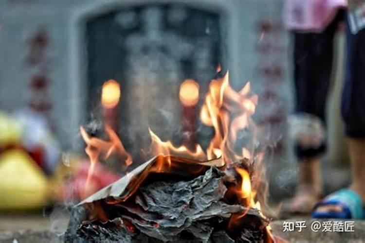 冬至上坟时有三样东西不要上