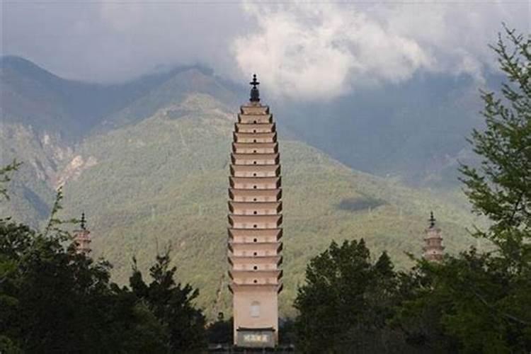 梦见塔是什么意思？