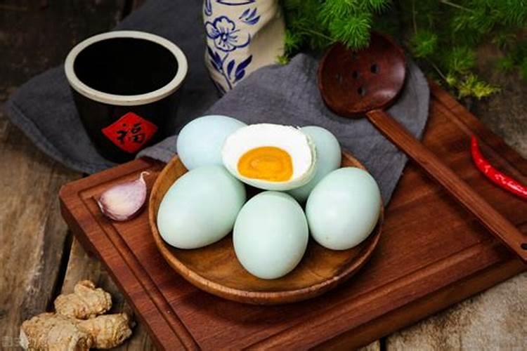 端午节要吃些什么东西？