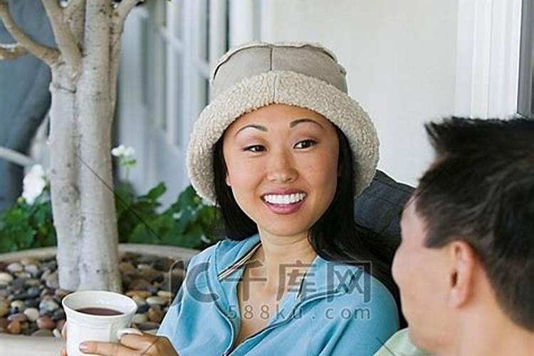 梦见自己对象和别人在一起的预兆