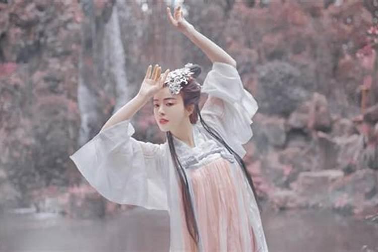 属狗犯太岁的化解方法