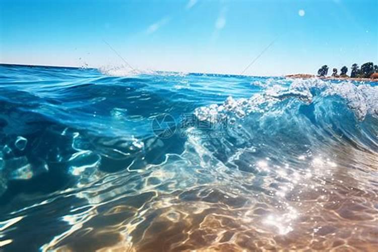 周公解梦大全梦见大海海水,梦见又蓝又干净的大海
