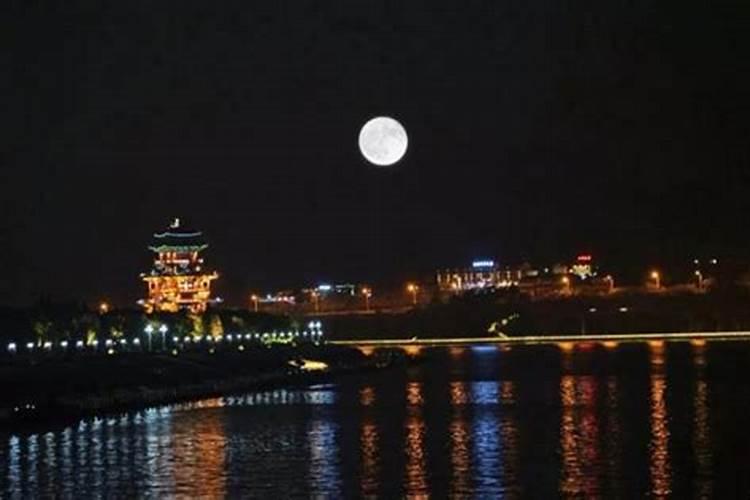 今年中秋节是几月几日？