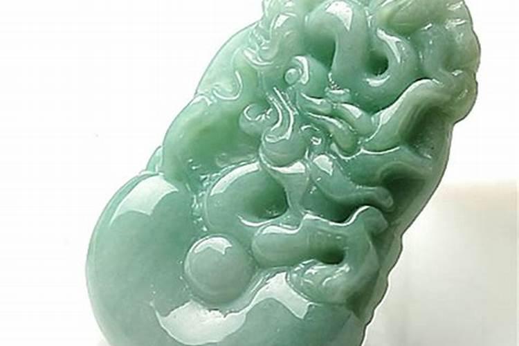 本命年佩戴饰品有什么讲究和禁忌 带上后禁取？