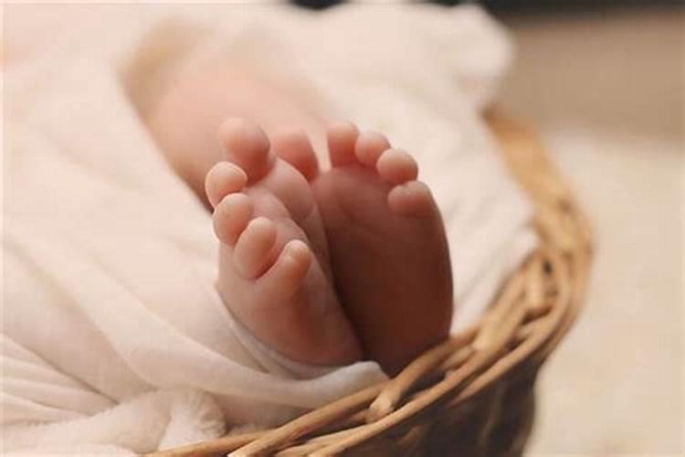 老人梦见生小孩是什么意思 老人梦到生小孩的吉凶