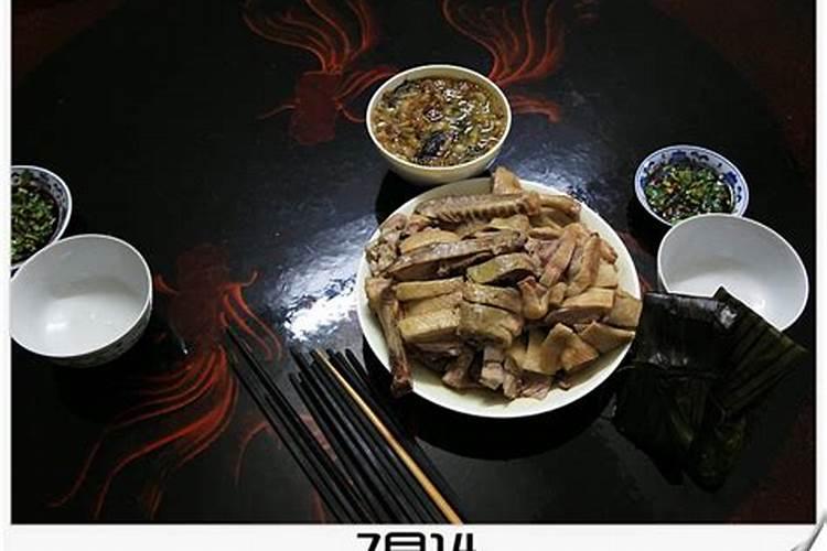 梦见被男人光着身子追的预兆