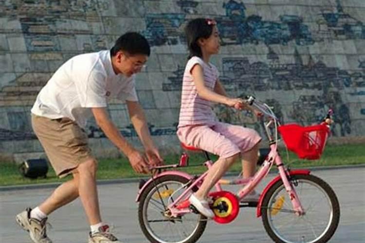 梦见手机掉水里了是什么意思