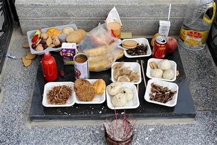 正月初一到十五吃什么食物？