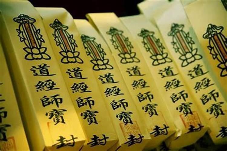 师傅,我想问农历十月一前,适合迁坟的日子哪天好？