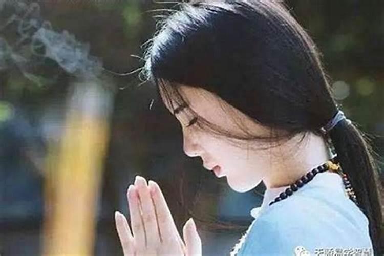 梦见孩子被蛇咬是什么意思