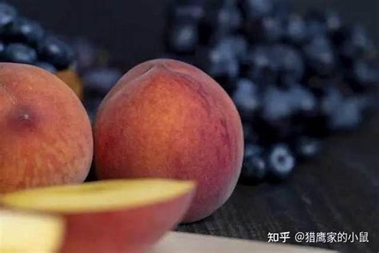 听说老人去世不足一年,7月15不能去墓地烧纸,是所谓的不能烧“节令纸...