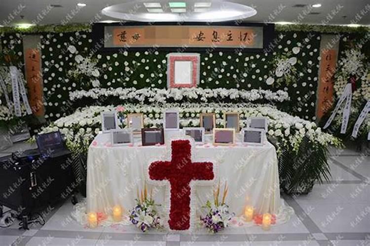 梦见男朋友和别的女人在一起睡觉