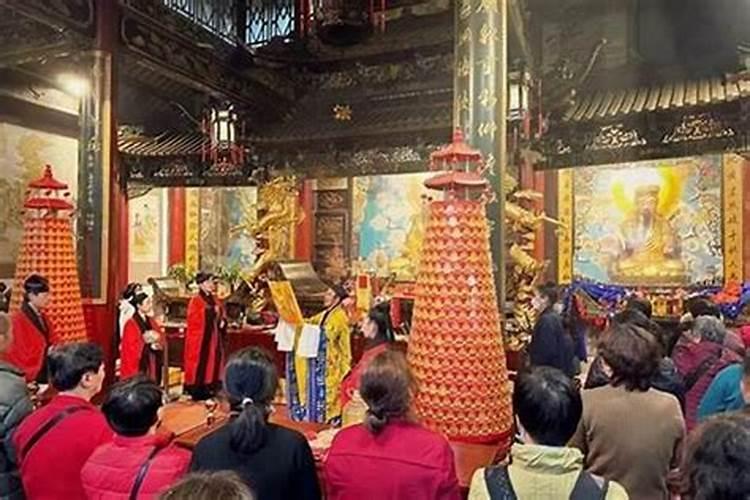 属马人犯太岁如何化解,属马犯太岁佩戴什么化解