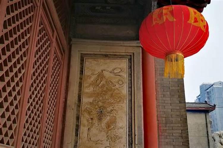 正月十五几点上坟送灯,有什么讲究？