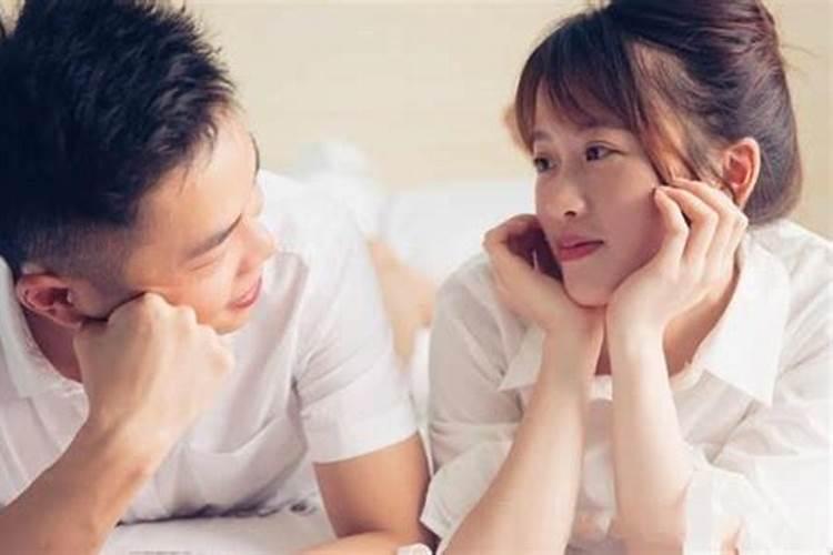 梦见我爱的女孩和我朋友暧昧的预兆