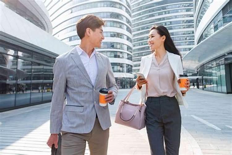 梦见和成功人士谈话