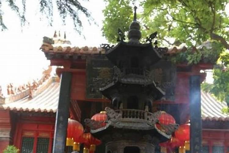 《三国演义》的人物介绍？？？