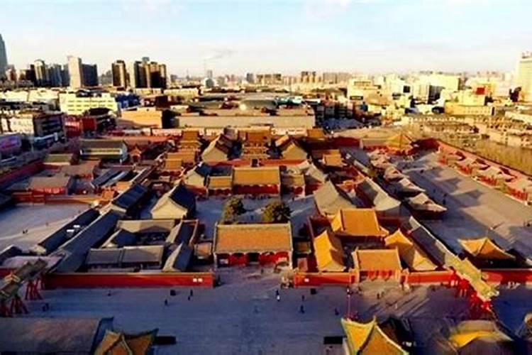沈阳现在什么地方还有冰灯,庙会啊？要是有到初几结束？