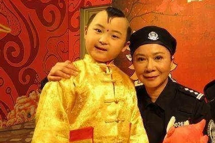 2025属龙犯太岁吗