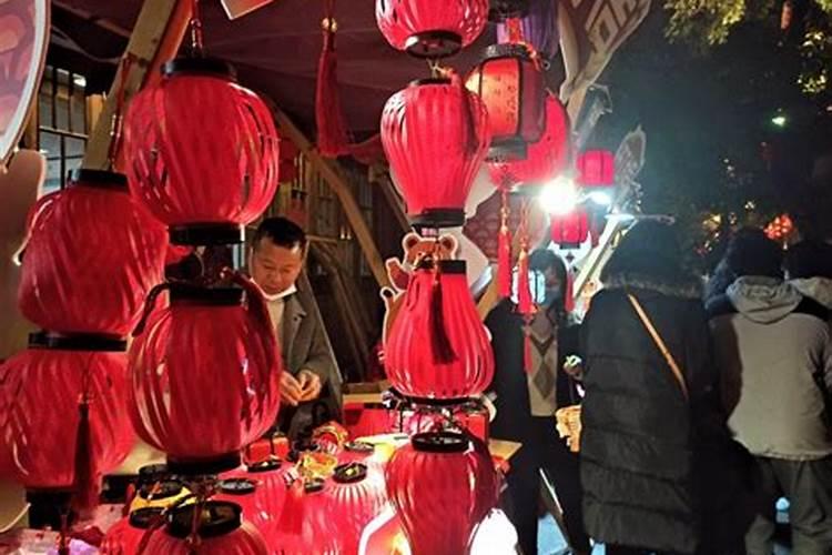 梦到老人摔倒什么预兆