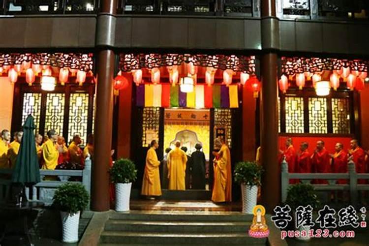梦到捞鱼是什么意思 是吉还是凶