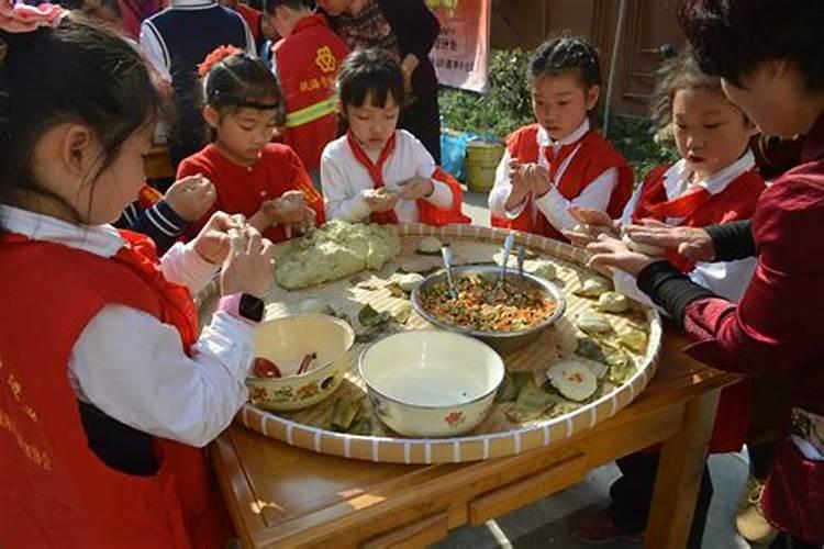 如何知道生辰八字中的时辰？怎么在万年历里找？怎么知道几岁行运？能...
